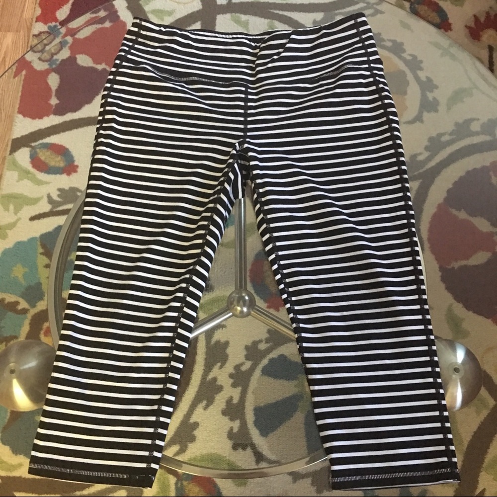 Athleta Charturanga Stripe Crops